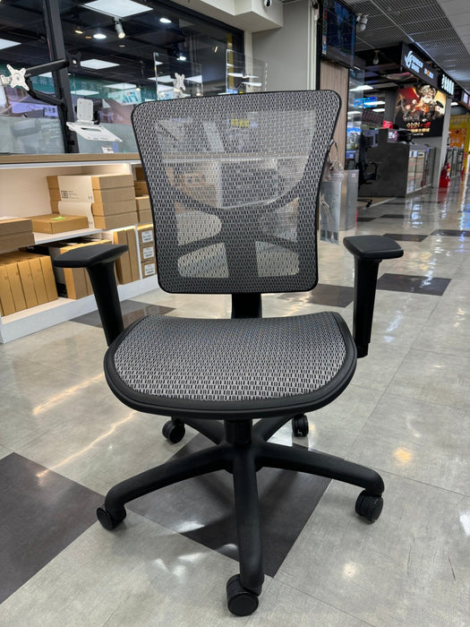 【展示福利品 - 台中門市】Kelay KL-P1805輕搖滾成長椅 - Fin Shop