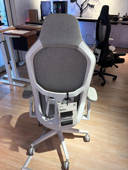 【展示福利品 - 三創門市】Refine 人體工學椅 - Fin Shop