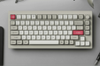 V1 Max 75% 三模機械鍵盤(含旋鈕) RGB Mac/Win 熱插拔 注音版本(兩色) - Fin Shop